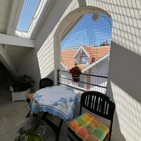 T2 Lumineux A Avec Balcon Et Parking - Fr-1-319-621
